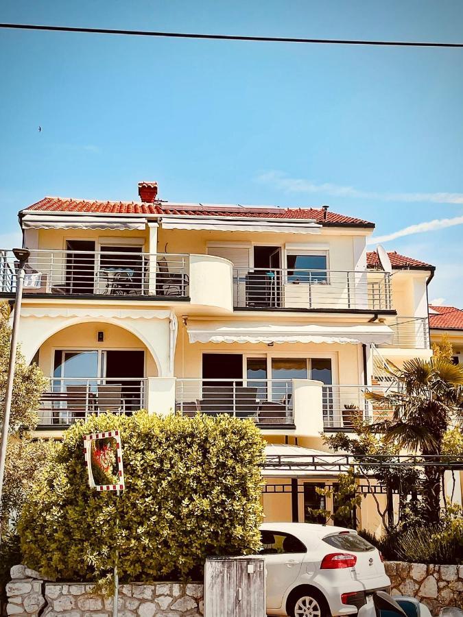 Velebit Apartments Dramalj Exteriör bild