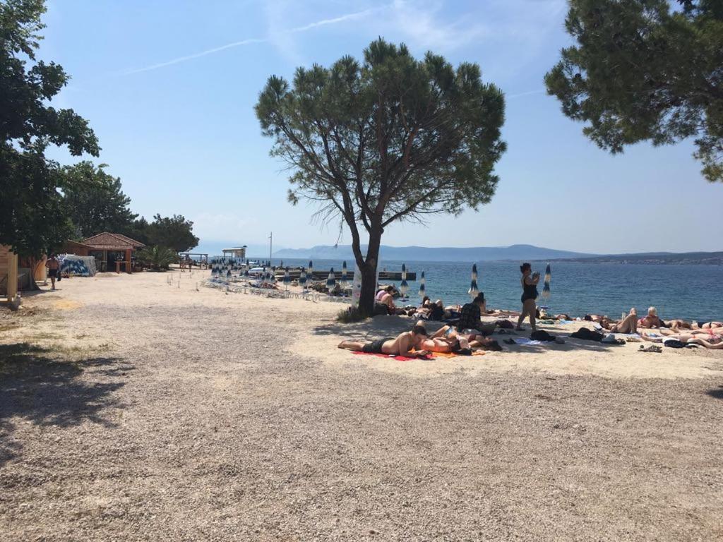 Velebit Apartments Dramalj Exteriör bild
