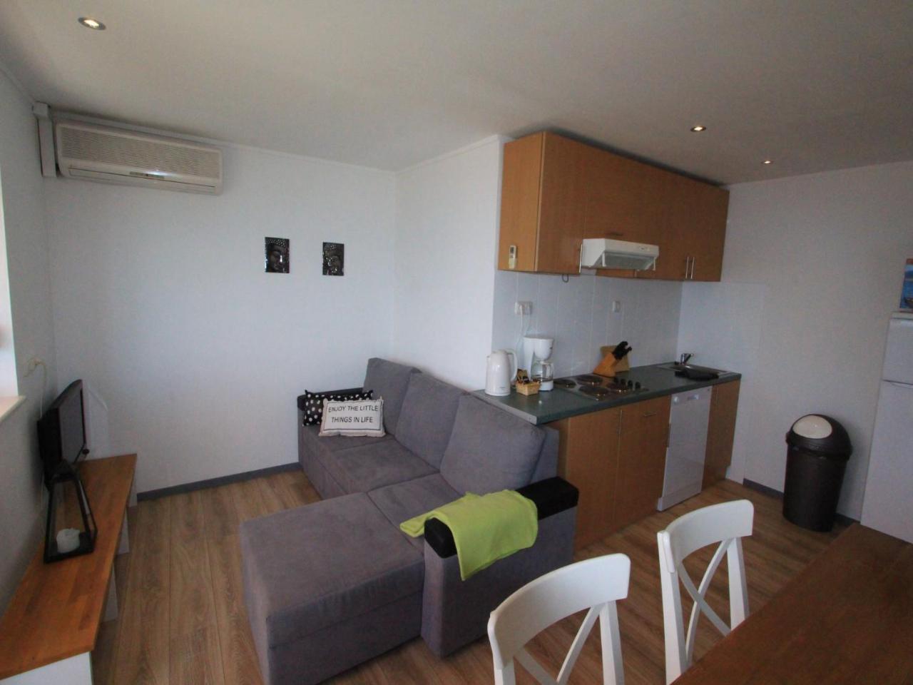 Velebit Apartments Dramalj Exteriör bild
